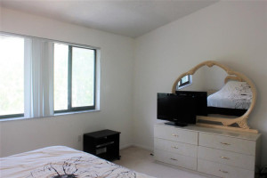 21300 San Simeon Way, 4N, Miami, FL 33179