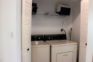 21300 San Simeon Way, 4N, Miami, FL 33179
