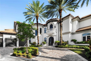 2593 SE 8th Street, Pompano Beach, FL 33062