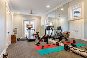 2593 SE 8th Street, Pompano Beach, FL 33062