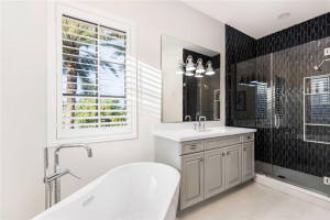 2593 SE 8th Street, Pompano Beach, FL 33062