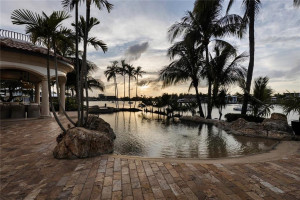 2593 SE 8th Street, Pompano Beach, FL 33062