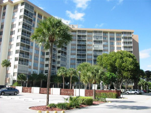 10777 W Sample Road, 609, Coral Springs, FL 33065