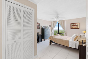 1600 S Ocean Drive, 17C, Hollywood, FL 33019