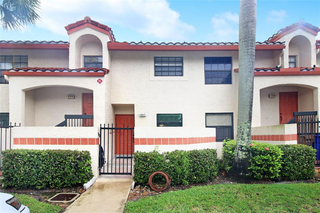 607 Congressional Way, 607, Deerfield Beach, FL 33442 - MLS# FX-10397637