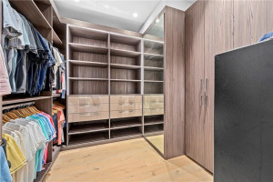 1515 Middle River Drive, Fort Lauderdale, FL 33304