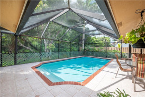 1585 Eastlake Way, Weston, FL 33326