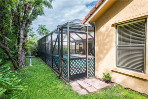1585 Eastlake Way, Weston, FL 33326
