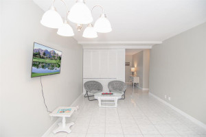 2131 NE 42nd Court, 107E, Lighthouse Point, FL 33064
