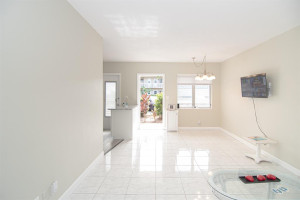2131 NE 42nd Court, 107E, Lighthouse Point, FL 33064