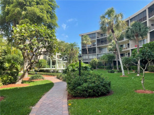 3605 S Ocean Boulevard, 227, South Palm Beach, FL 33480