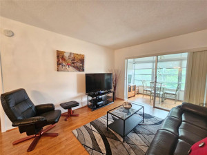 Photo for 3001 NW 46th Avenue, 406, Lauderdale Lakes, FL 33313 - Listing #FX-10406542 3001 NW 46th Avenue, 406, Lauderdale Lakes, FL 33313