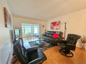 Photo for 3001 NW 46th Avenue, 406, Lauderdale Lakes, FL 33313 - Listing #FX-10406542 3001 NW 46th Avenue, 406, Lauderdale Lakes, FL 33313