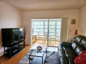 Photo for 3001 NW 46th Avenue, 406, Lauderdale Lakes, FL 33313 - Listing #FX-10406542 3001 NW 46th Avenue, 406, Lauderdale Lakes, FL 33313
