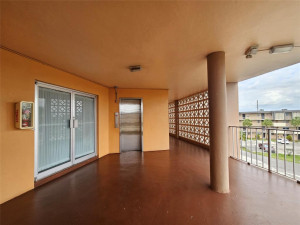 Photo for 3001 NW 46th Avenue, 406, Lauderdale Lakes, FL 33313 - Listing #FX-10406542 3001 NW 46th Avenue, 406, Lauderdale Lakes, FL 33313