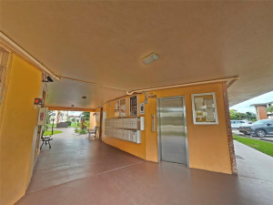 Photo for 3001 NW 46th Avenue, 406, Lauderdale Lakes, FL 33313 - Listing #FX-10406542 3001 NW 46th Avenue, 406, Lauderdale Lakes, FL 33313