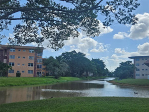 Photo for 3001 NW 46th Avenue, 406, Lauderdale Lakes, FL 33313 - Listing #FX-10406542 3001 NW 46th Avenue, 406, Lauderdale Lakes, FL 33313