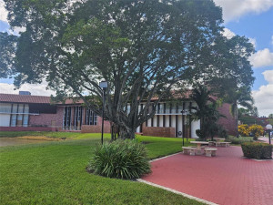 Photo for 3001 NW 46th Avenue, 406, Lauderdale Lakes, FL 33313 - Listing #FX-10406542 3001 NW 46th Avenue, 406, Lauderdale Lakes, FL 33313