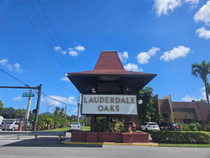 Photo for 3001 NW 46th Avenue, 406, Lauderdale Lakes, FL 33313 - Listing #FX-10406542 3001 NW 46th Avenue, 406, Lauderdale Lakes, FL 33313