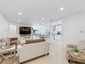 Photo for 402 SW Lexington Avenue, Vero Beach, FL 32962 - Listing #FX-10381473 402 SW Lexington Avenue, Vero Beach, FL 32962