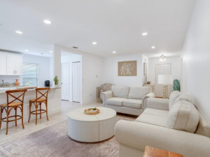 Photo for 402 SW Lexington Avenue, Vero Beach, FL 32962 - Listing #FX-10381473 402 SW Lexington Avenue, Vero Beach, FL 32962