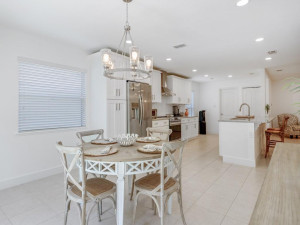 Photo for 402 SW Lexington Avenue, Vero Beach, FL 32962 - Listing #FX-10381473 402 SW Lexington Avenue, Vero Beach, FL 32962