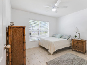 Photo for 402 SW Lexington Avenue, Vero Beach, FL 32962 - Listing #FX-10381473 402 SW Lexington Avenue, Vero Beach, FL 32962