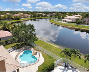 Photo for 19506 N Coquina Way, Weston, FL 33332 - Listing #FX-10378967 19506 N Coquina Way, Weston, FL 33332