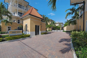 3940 N Flagler Drive, 203, West Palm Beach, FL 33407