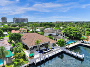 21 Saranac Road, Sea Ranch Lakes, FL 33308