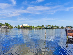 21 Saranac Road, Sea Ranch Lakes, FL 33308