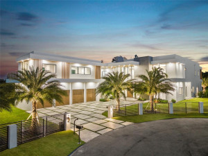 12300 NW 15 Street, Plantation, FL 33323