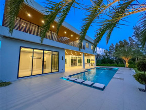 12300 NW 15 Street, Plantation, FL 33323