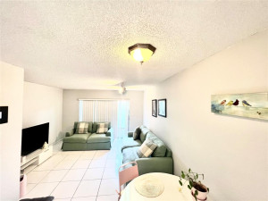 4145 NE 21st Terrace, Lighthouse Point, FL 33064