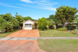 Photo for 11343 SW 165th Terrace, Miami, FL 33157 - listing #FX-10407524 11343 SW 165th Terrace, Miami, FL 33157