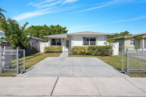 Lovely 3 bedroom 2 bathroom home just minutes to I-95 and the beach.