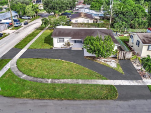 7341 Atlanta Street, Hollywood, FL 33024