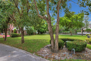 40 Compass Isle(s), Fort Lauderdale, FL 33308