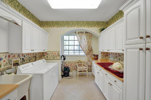 40 Compass Isle(s), Fort Lauderdale, FL 33308