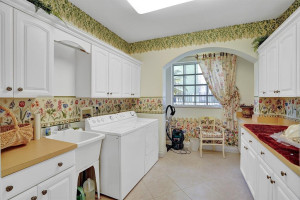 40 Compass Isle(s), Fort Lauderdale, FL 33308