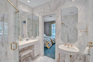 40 Compass Isle(s), Fort Lauderdale, FL 33308