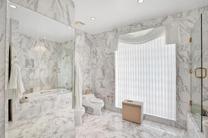 40 Compass Isle(s), Fort Lauderdale, FL 33308