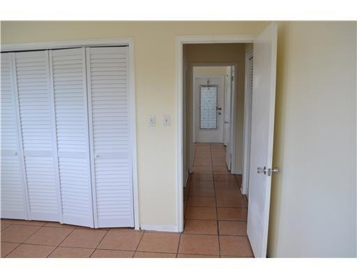 Photo for 1825 Cleveland Street, 12, Hollywood, FL 33020 - Listing #FX-10398503 1825 Cleveland Street, 12, Hollywood, FL 33020