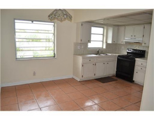 Photo for 1825 Cleveland Street, 12, Hollywood, FL 33020 - Listing #FX-10398503 1825 Cleveland Street, 12, Hollywood, FL 33020