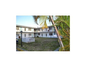 Photo for 1825 Cleveland Street, 12, Hollywood, FL 33020 - Listing #FX-10398503 1825 Cleveland Street, 12, Hollywood, FL 33020