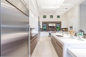 2750 Hackney Road, Weston, FL 33331