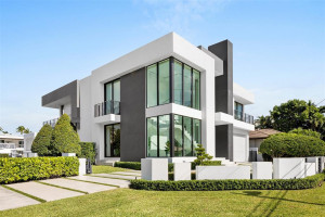 2301 Castilla Isle, Fort Lauderdale, FL 33301