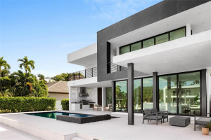 2301 Castilla Isle, Fort Lauderdale, FL 33301