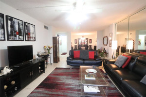 2810 N 46th Avenue, 562, Hollywood, FL 33021