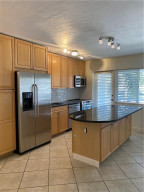 2881 NE 32nd Street, 214, Fort Lauderdale, FL 33306